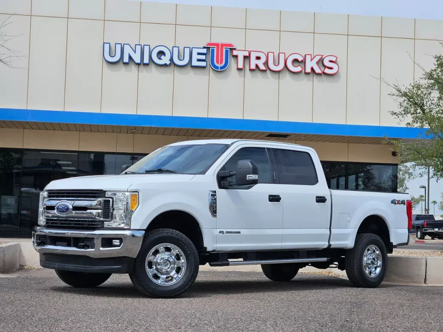 2017 Ford F-250 XLT photo 1