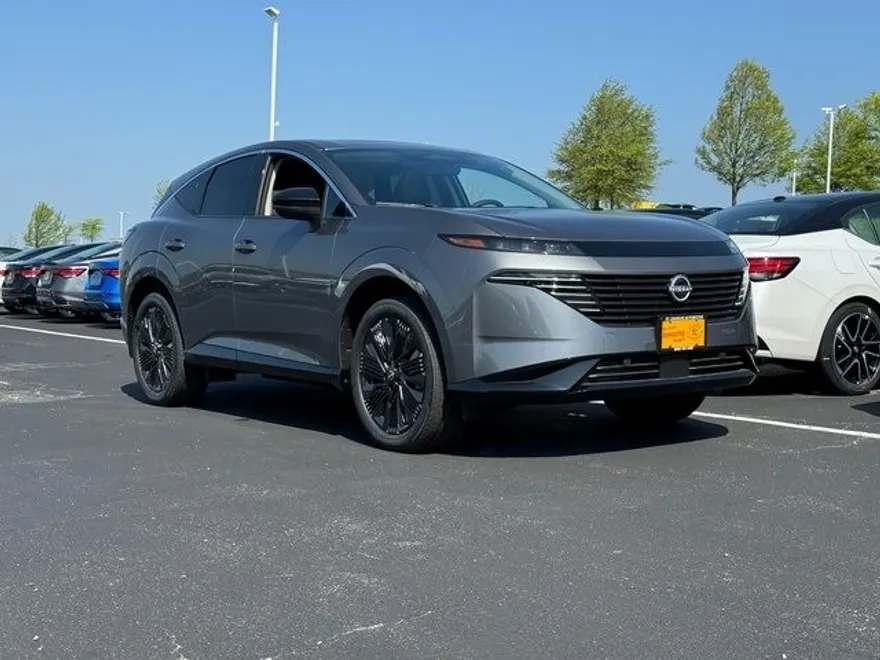 2025 Nissan Murano Platinum photo 1