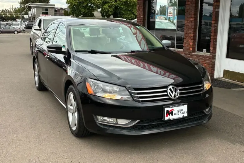2015 Volkswagen Passat Limited photo 1