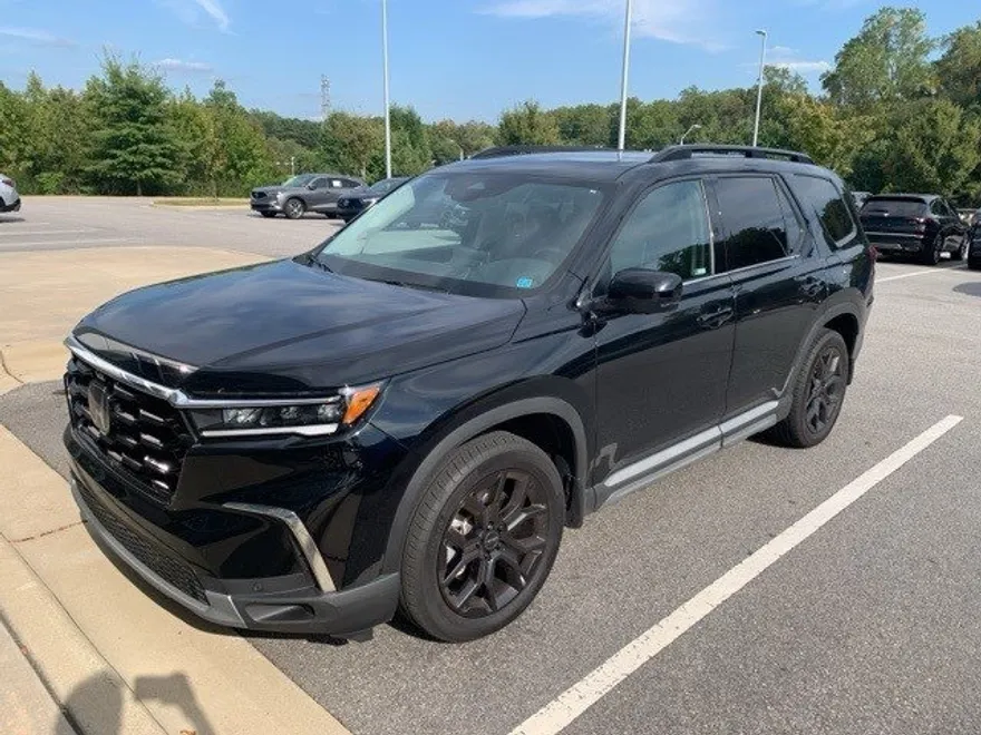 2025 Honda Pilot Elite photo 1