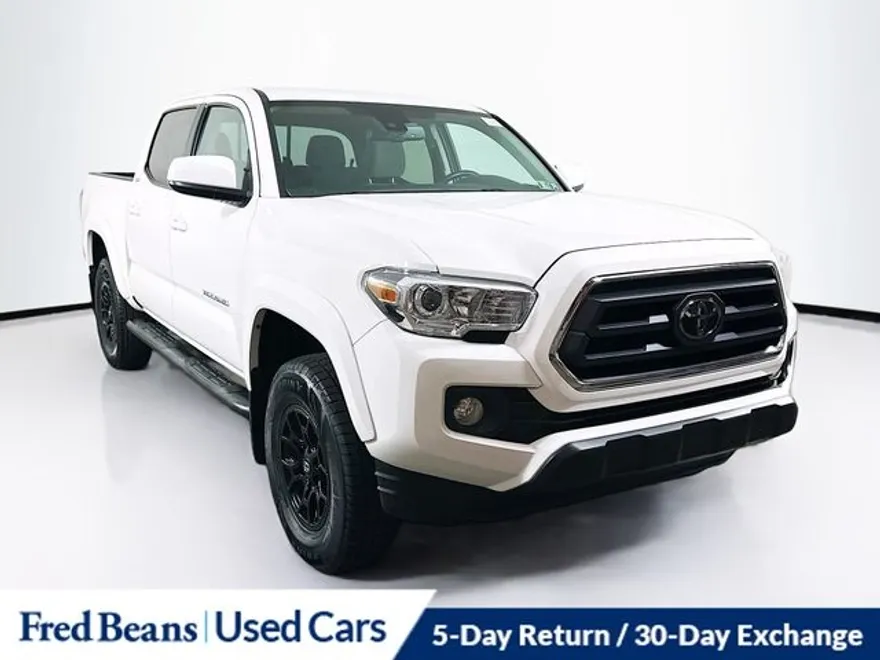 2022 Toyota Tacoma SR5 photo 1