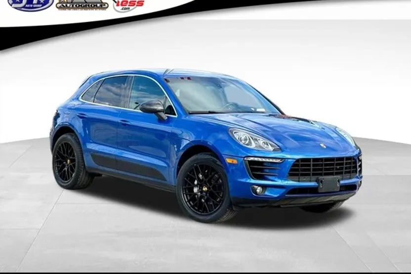 2015 Porsche Macan S photo 1