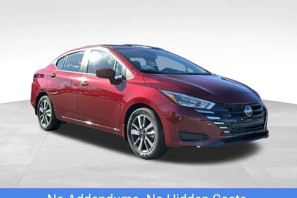2025 Nissan Versa 1.6 SV photo 1