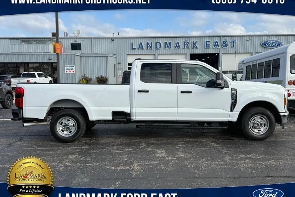 2024 Ford F-350 XL photo 1