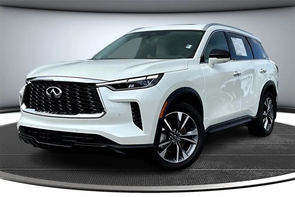 2025 Infiniti QX60 Luxe AWD photo 1