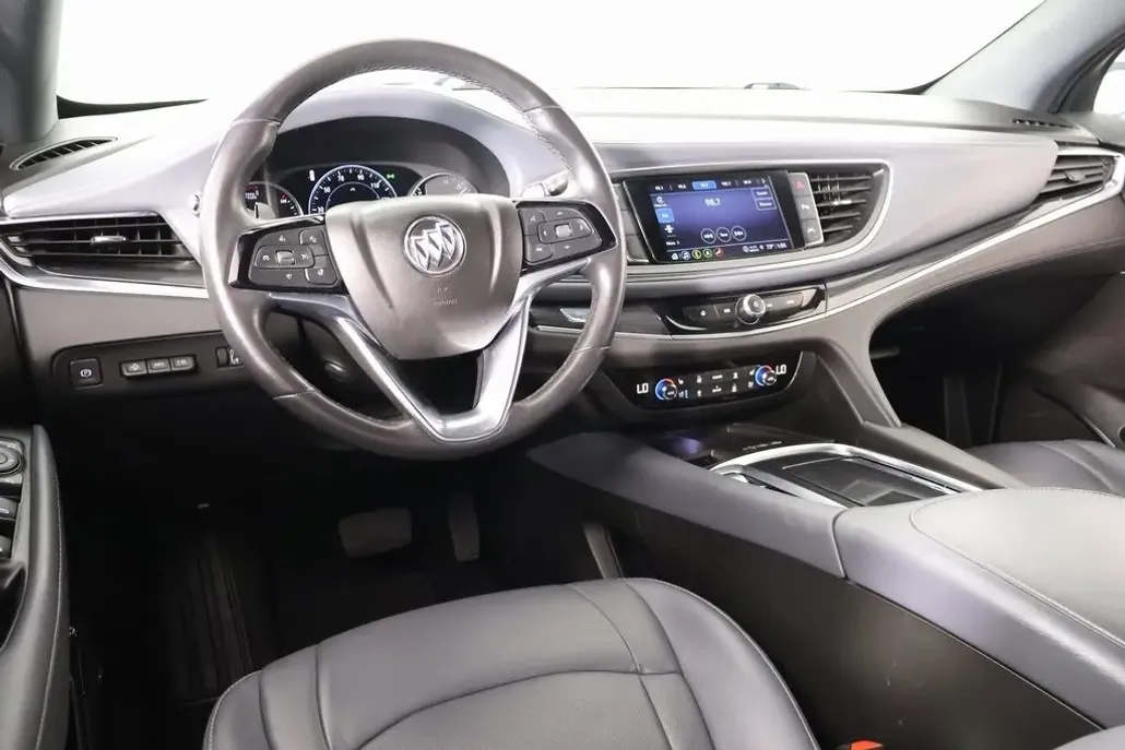 2024 Buick Enclave Premium photo 1