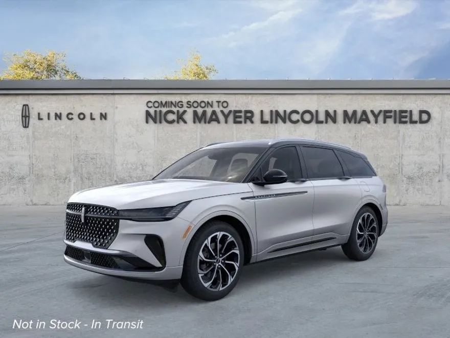 2025 Lincoln Nautilus Reserve photo 1
