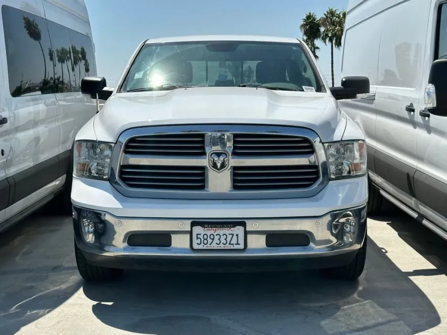 2016 Ram 1500 SLT photo 1