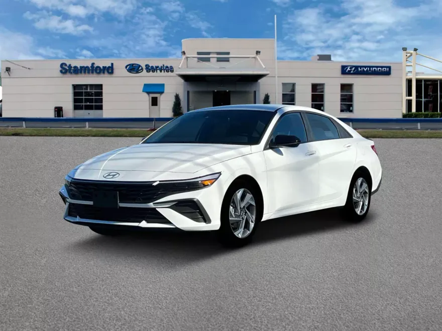 2025 Hyundai Elantra SEL Sport photo 1