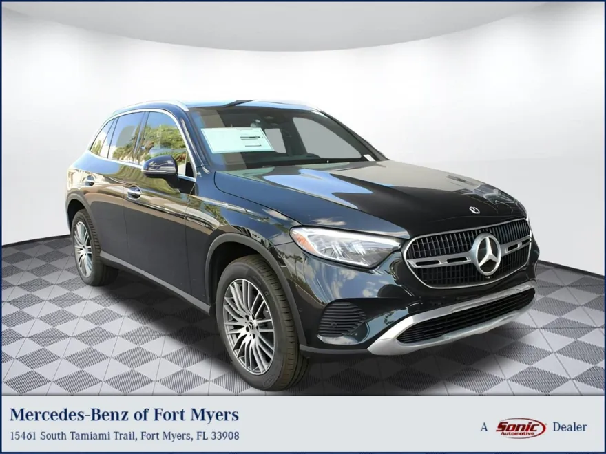 2025 Mercedes Benz GLC 300 photo 1