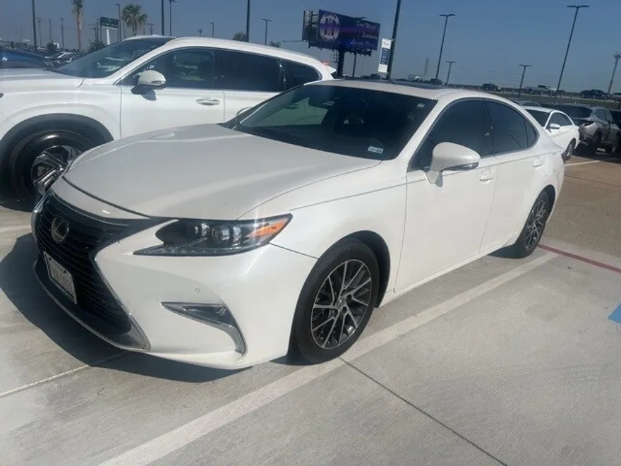 2018 Lexus ES 350 photo 1
