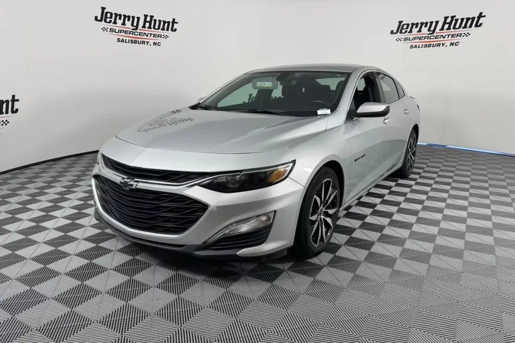 2020 Chevrolet Malibu RS photo 1