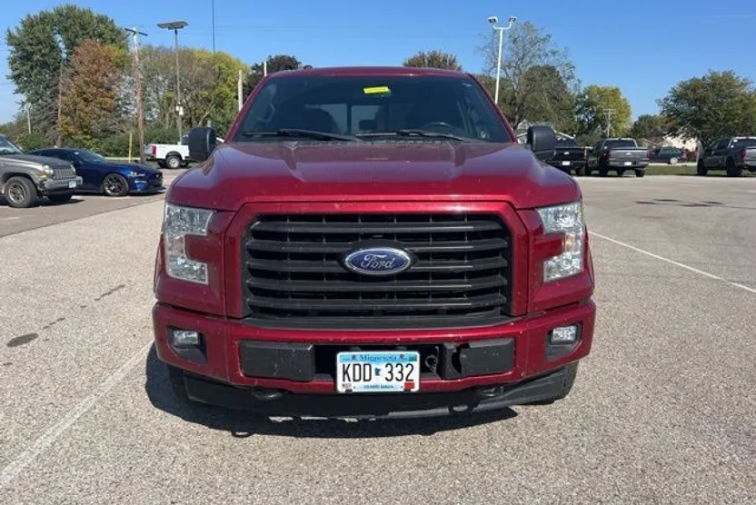 2017 Ford F-150 XLT photo 1