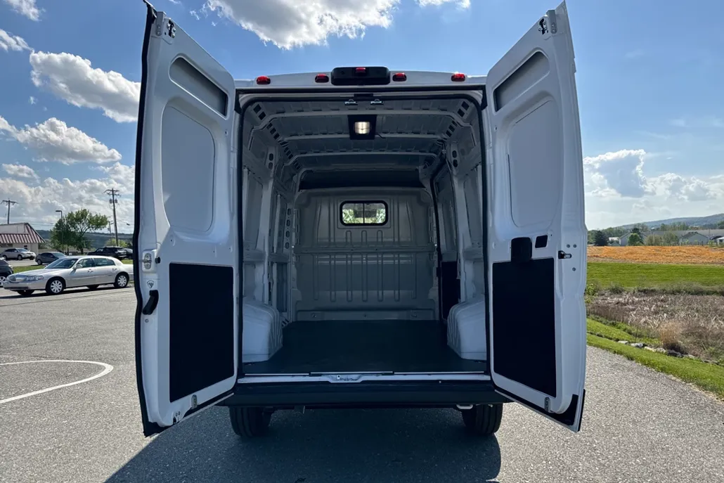 2025 Ram ProMaster 1500 photo 1