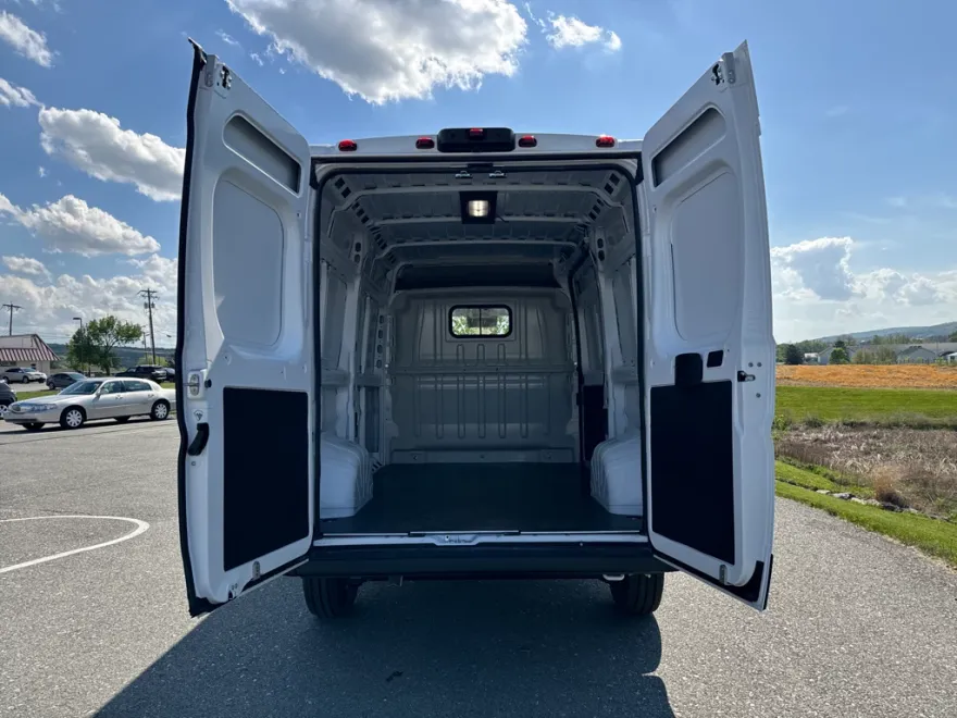 2025 Ram ProMaster 1500 photo 1