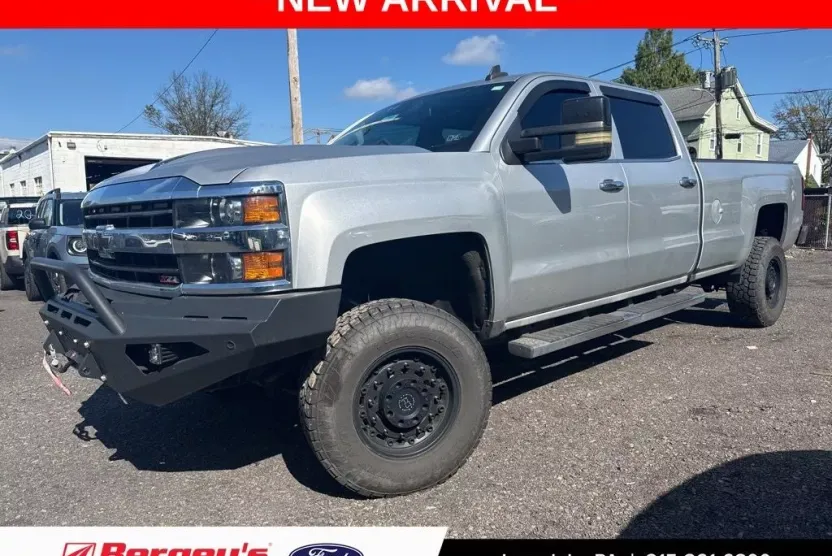 2019 Chevrolet Silverado 2500HD LTZ photo 1