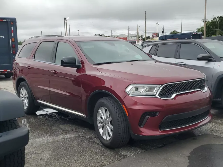 2023 Dodge Durango SXT photo 1