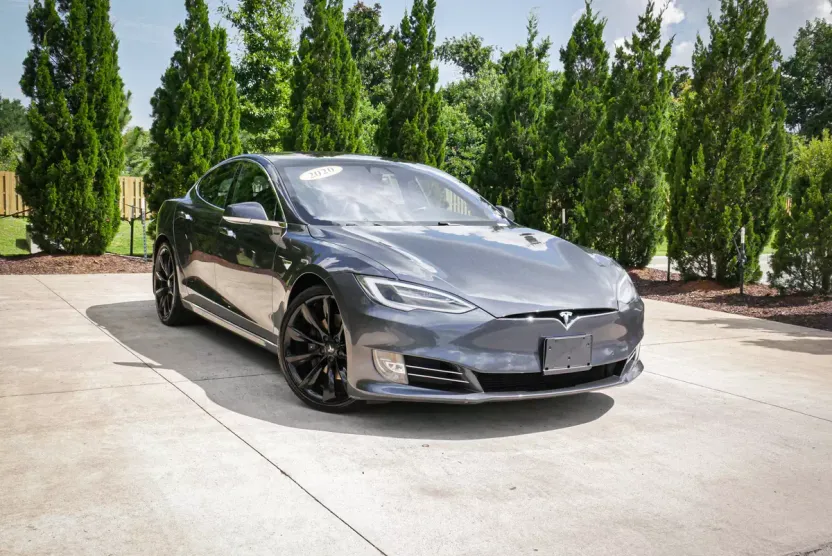 2020 Tesla Model S Long Range Plus AWD photo 1