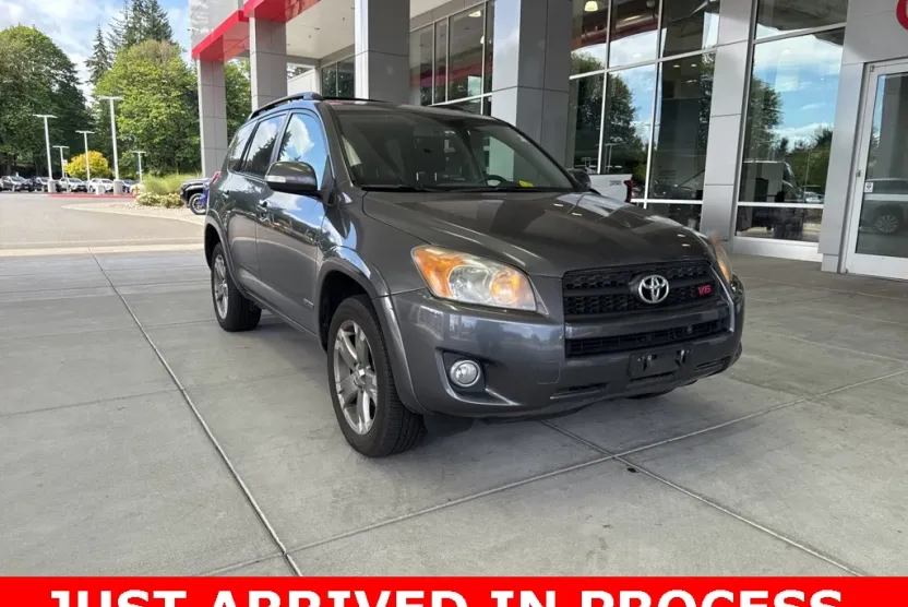 2009 Toyota RAV4 Sport photo 1