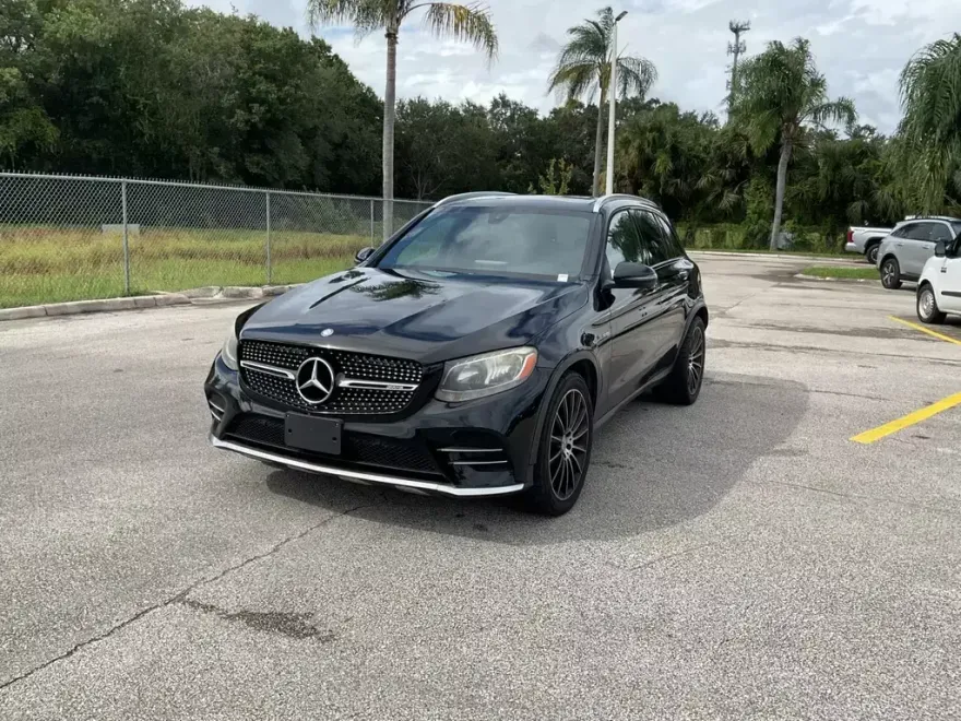 2017 Mercedes Benz GLC AMG 43 photo 1