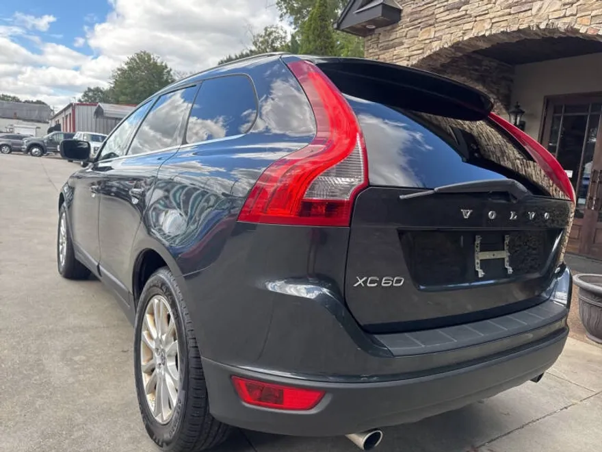 2010 Volvo XC60 T6 photo 1