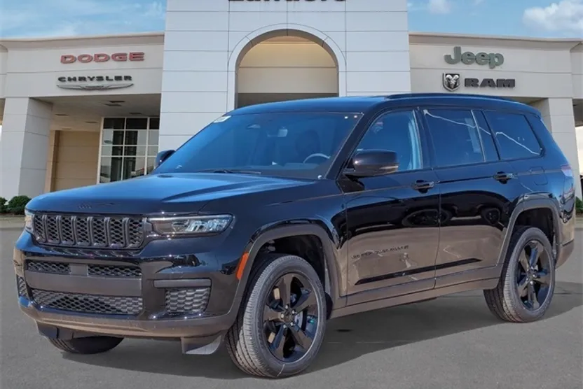 2024 Jeep Grand Cherokee Altitude photo 1