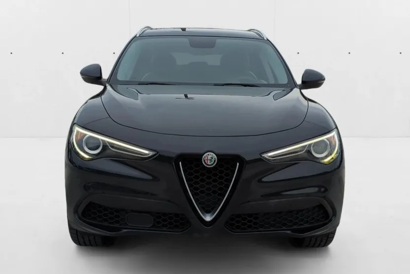 2018 Alfa Romeo Stelvio STELVIO Q4 photo 1