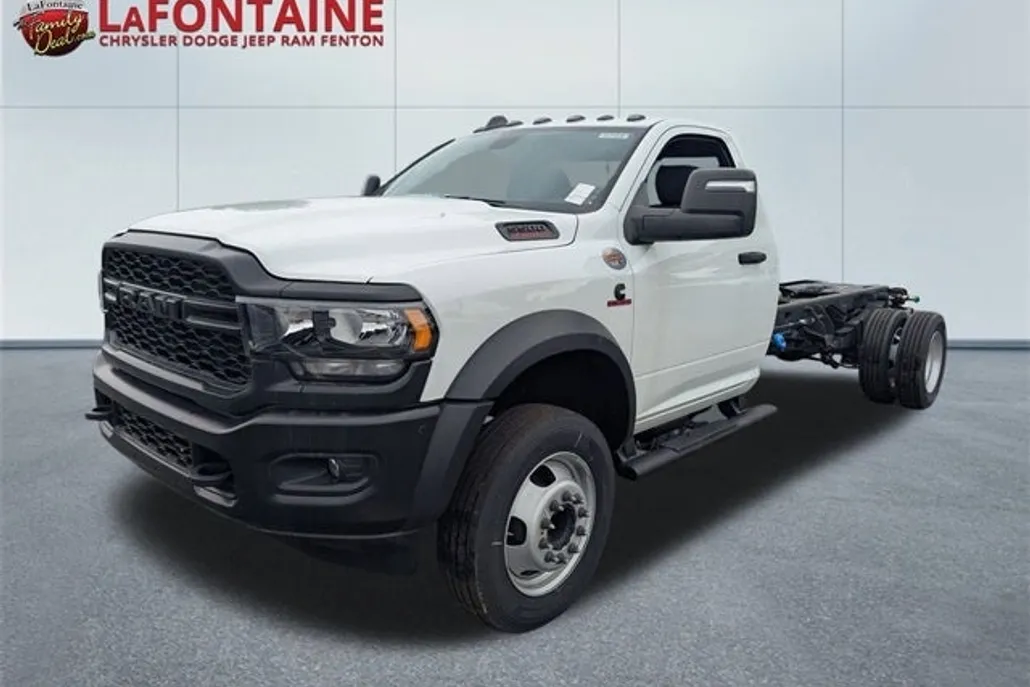 2024 Ram 5500 Tradesman photo 1