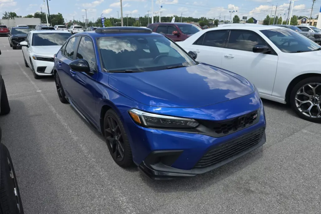 2022 Honda Civic Si photo 1