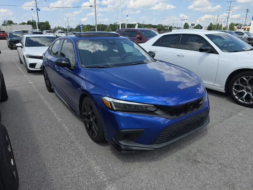 2022 Honda Civic Si photo 1
