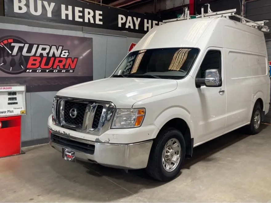 2012 Nissan NV2500 HD S photo 1