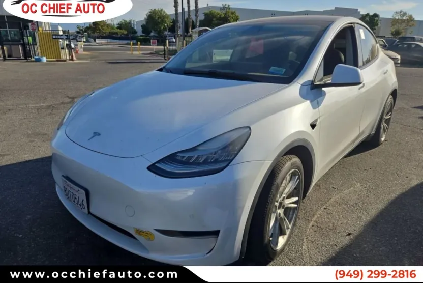 2021 Tesla Model Y Long Range photo 1