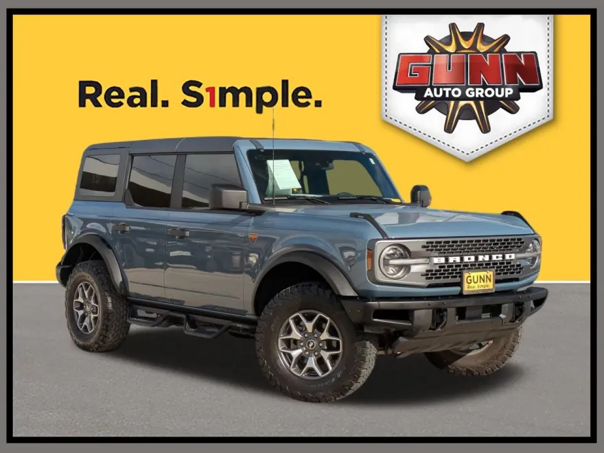 2024 Ford Bronco Badlands photo 1