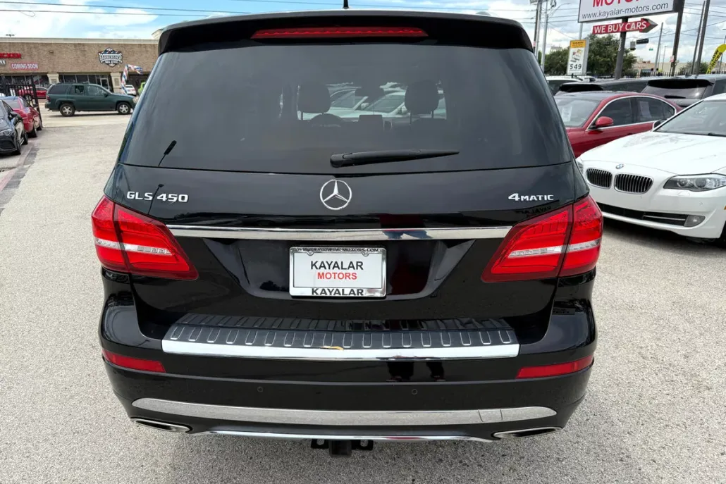 2017 Mercedes Benz GLS 450 4MATIC photo 1