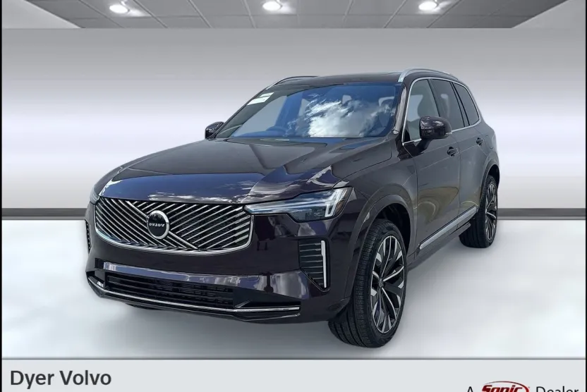 2025 Volvo XC90 B5 Core photo 1