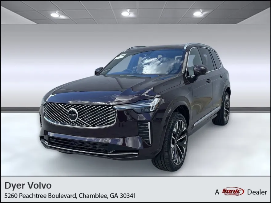 2025 Volvo XC90 B5 Core photo 1