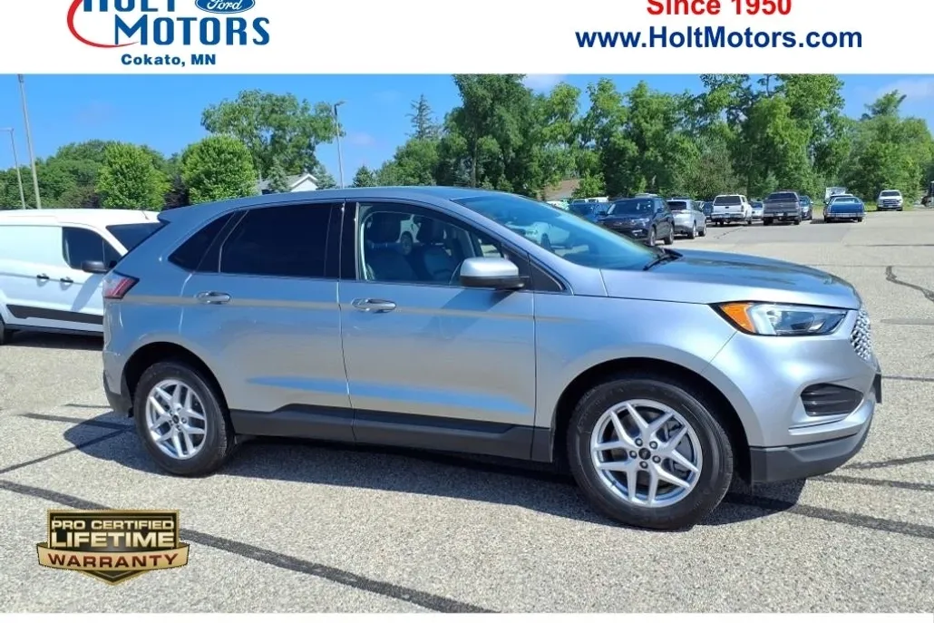 2024 Ford Edge SEL photo 1