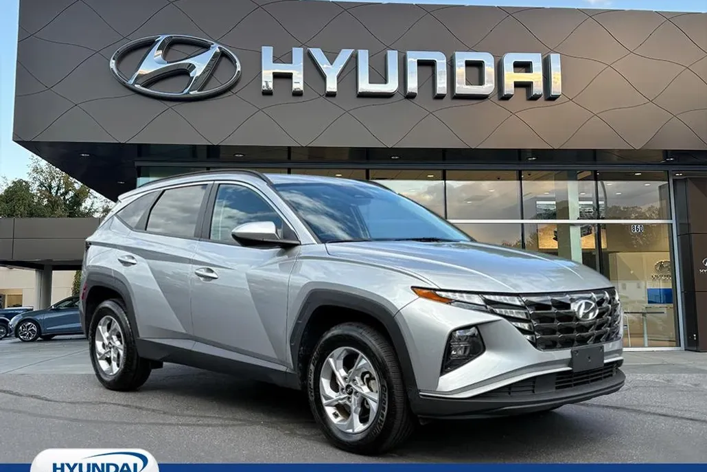 2024 Hyundai Tucson SEL photo 1