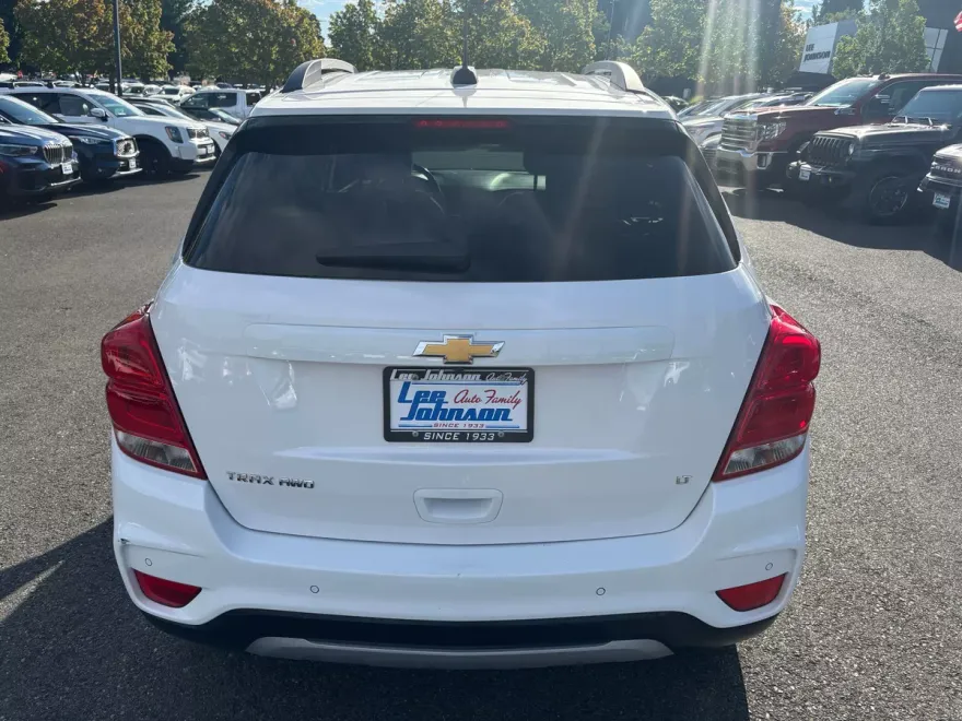 2019 Chevrolet Trax LT photo 1