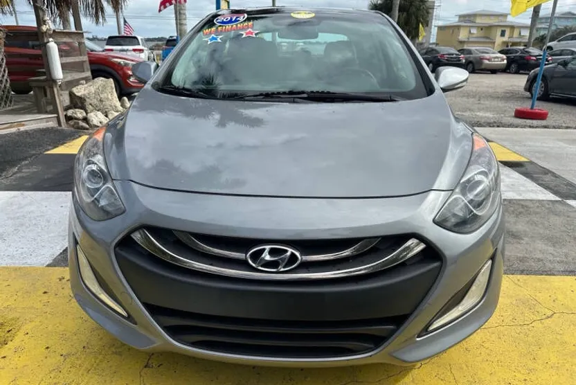 2014 Hyundai Elantra Style Tech photo 1