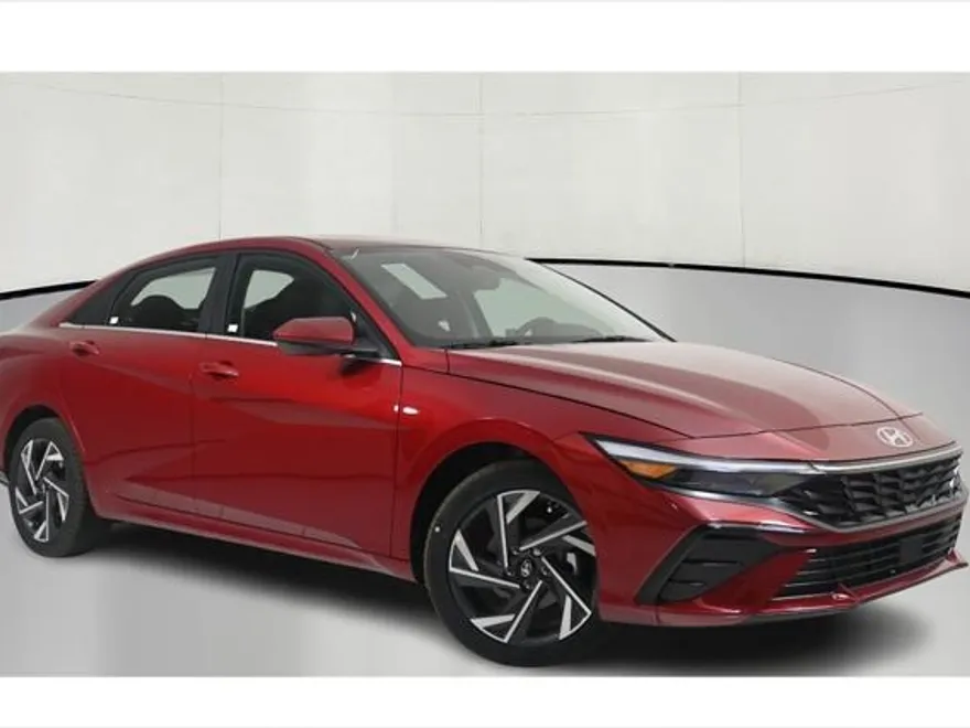 2025 Hyundai Elantra SEL Convenience photo 1