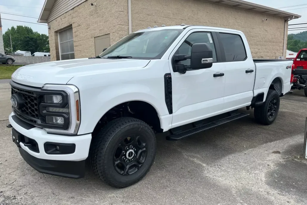 2025 Ford F-250 XL photo 1