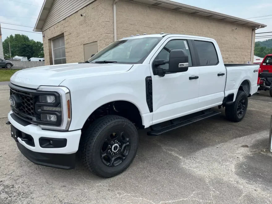 2025 Ford F-250 XL photo 1