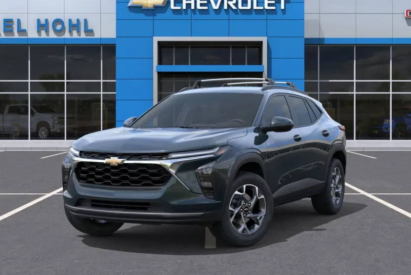 2026 Chevrolet Trax LT photo 1
