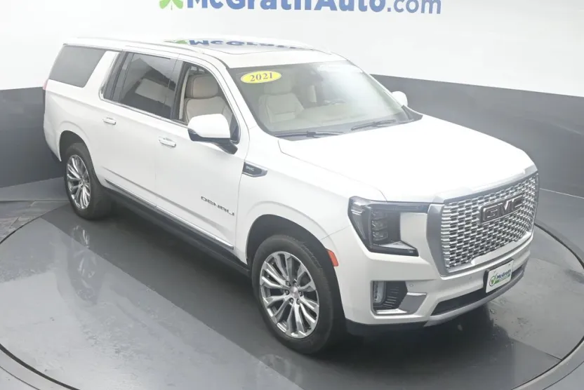 2021 Gmc Yukon XL Denali photo 1