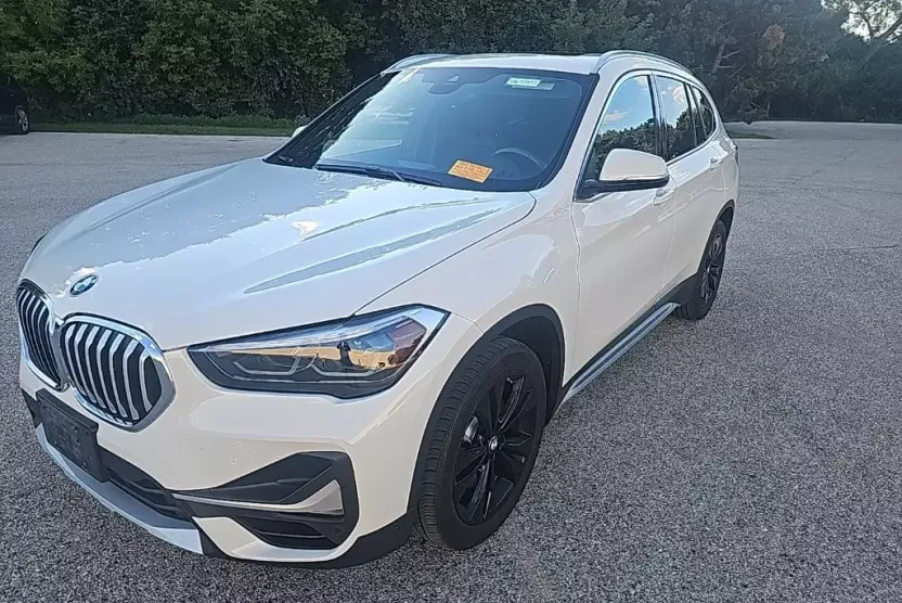 2020 Bmw X1 XDrive28i photo 1