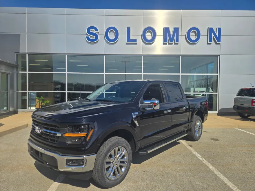 2025 Ford F-150 XLT photo 1