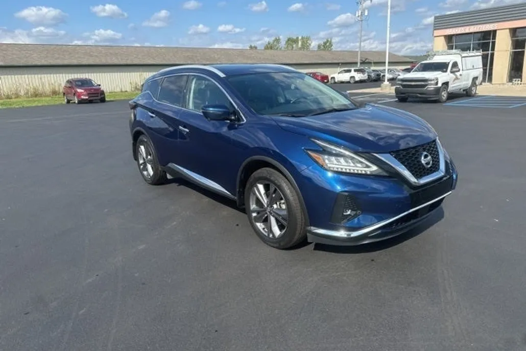2022 Nissan Murano Platinum photo 1