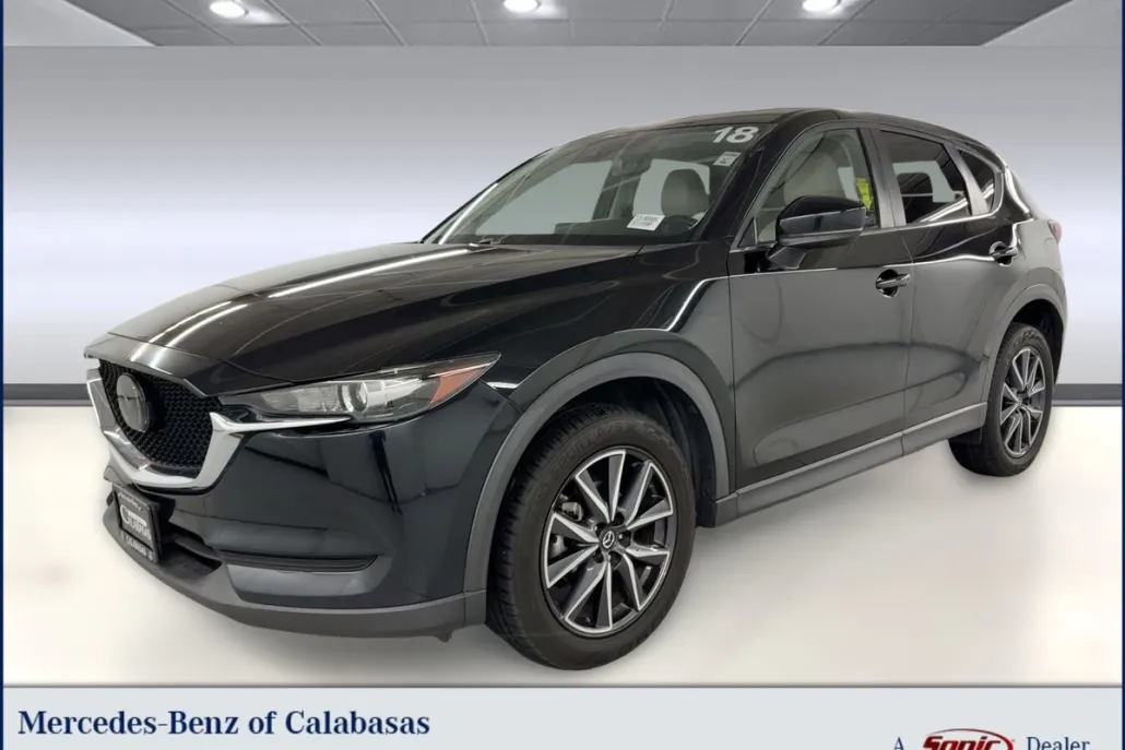 2018 Mazda CX-5 Touring photo 1