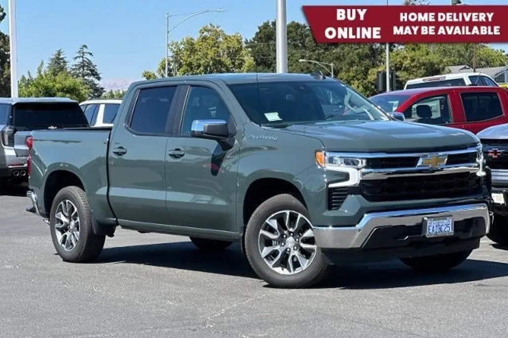 2025 Chevrolet Silverado 1500 LT photo 1